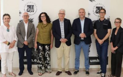 Caja Rural Central impulsa la investigación en el IDiBE con la dotación de nuevo equipamiento científico